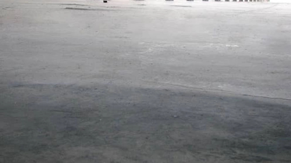 بتن ریزی کف با ماله پروانه ای
