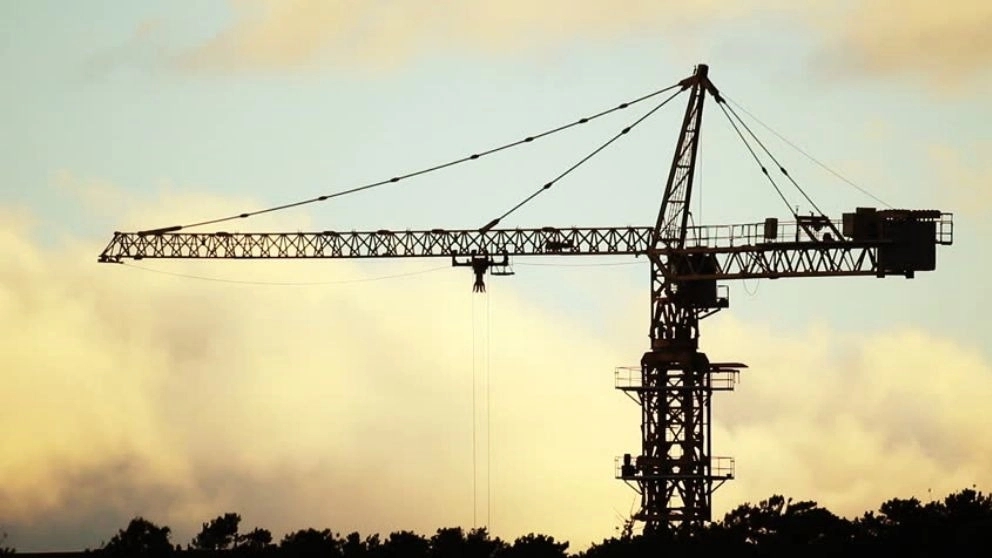 Ahmadkhani tower crane assembly and disassembly services in Tehran