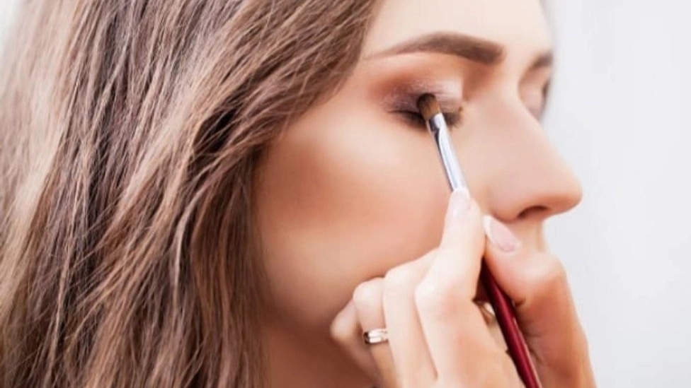 Types of makeup for women