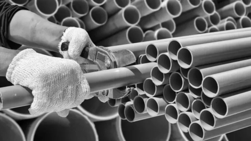 Ayhan Shirazi's installation and pipe fittings in Minab, Hormozgan