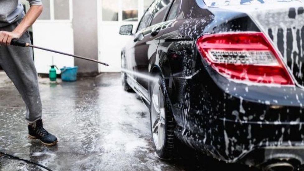 Ahmadi car wash, car wash and zero washing in Rasht