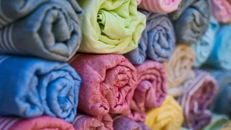 The type of fabric for sewing children's clothes