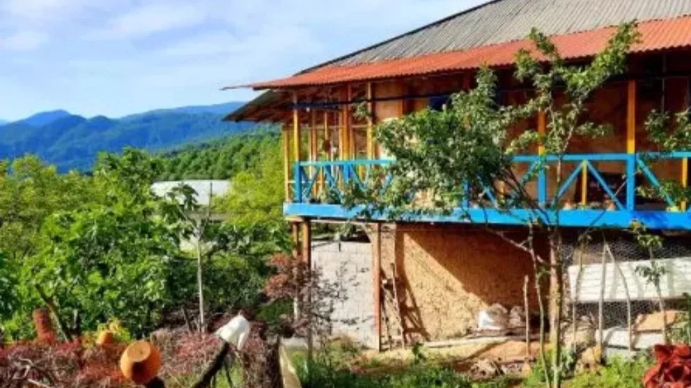 Why does staying in ecotourism make your trip more memorable?