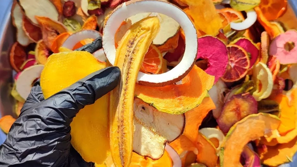 The best time to consume dried fruit