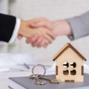 Karen real estate consultant in Tabriz
