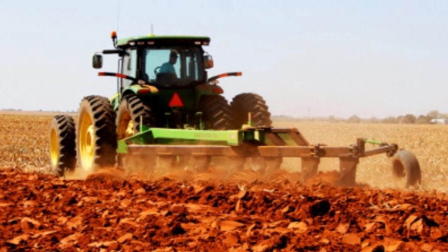 Everything you need to know when working with a plow