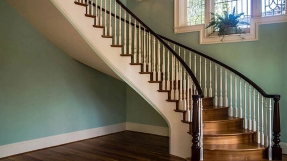 Various types of round staircases