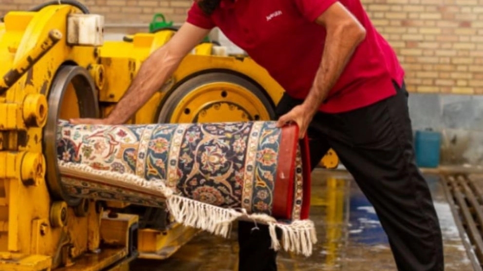 How to wash a carpet in a carpet cleaner