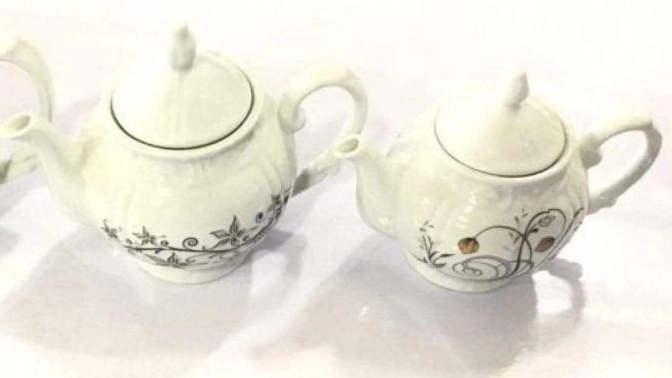 All kinds of Chinese teapots