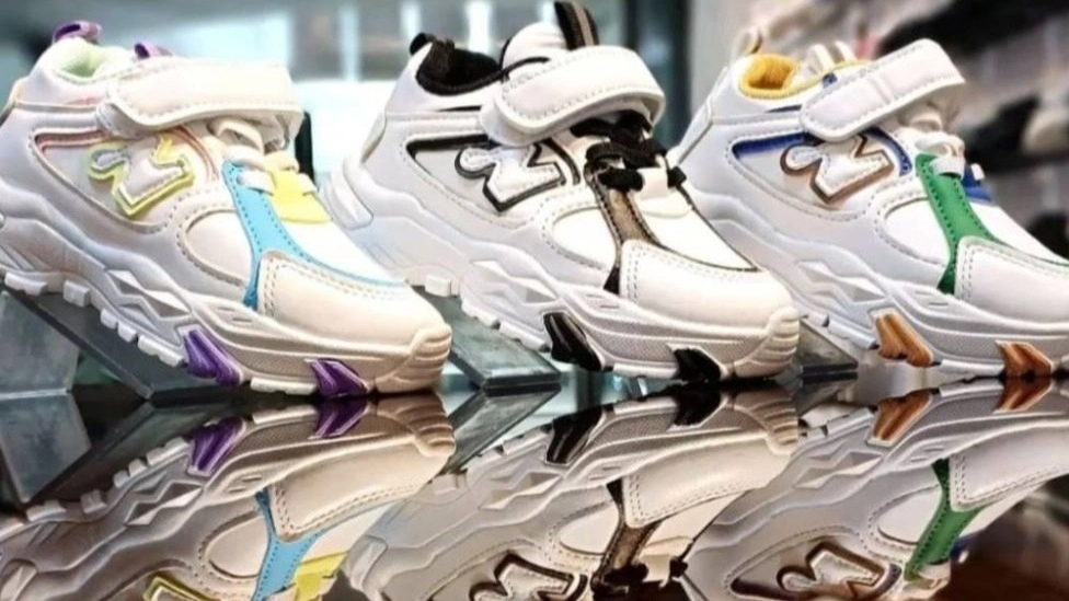 Production and distribution of Yusuf sports shoes in Tehran