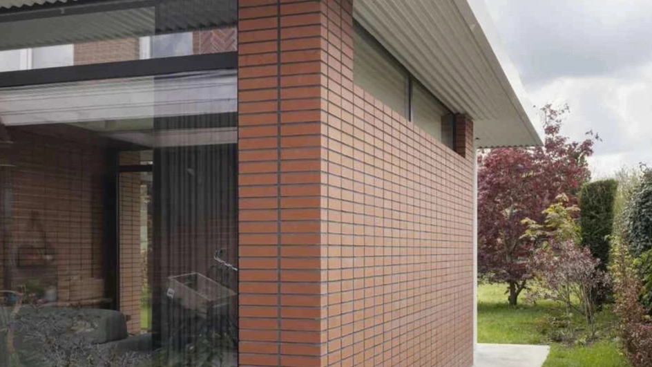Hosseini construction group's brick facade in Qom