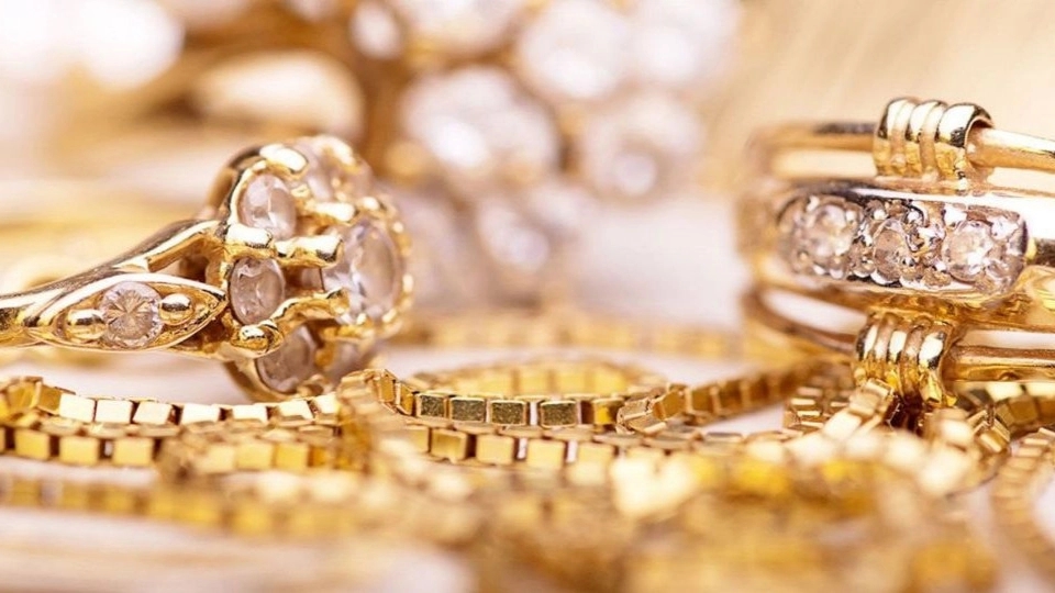 Properties of gold for the body