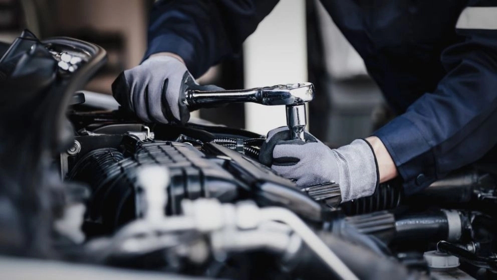 Four main types of repair shops