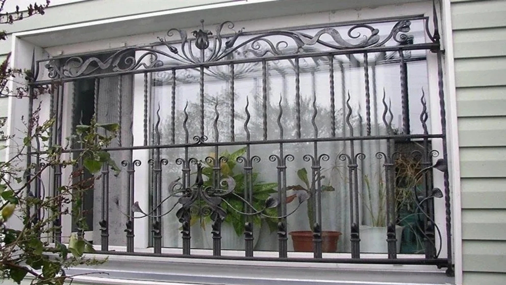 Hervi production group, manufacture of doors and windows in Mashhad