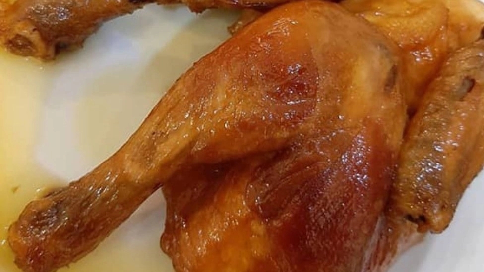Mahdiar Golden Chicken Restaurant in Zarch, Yazd