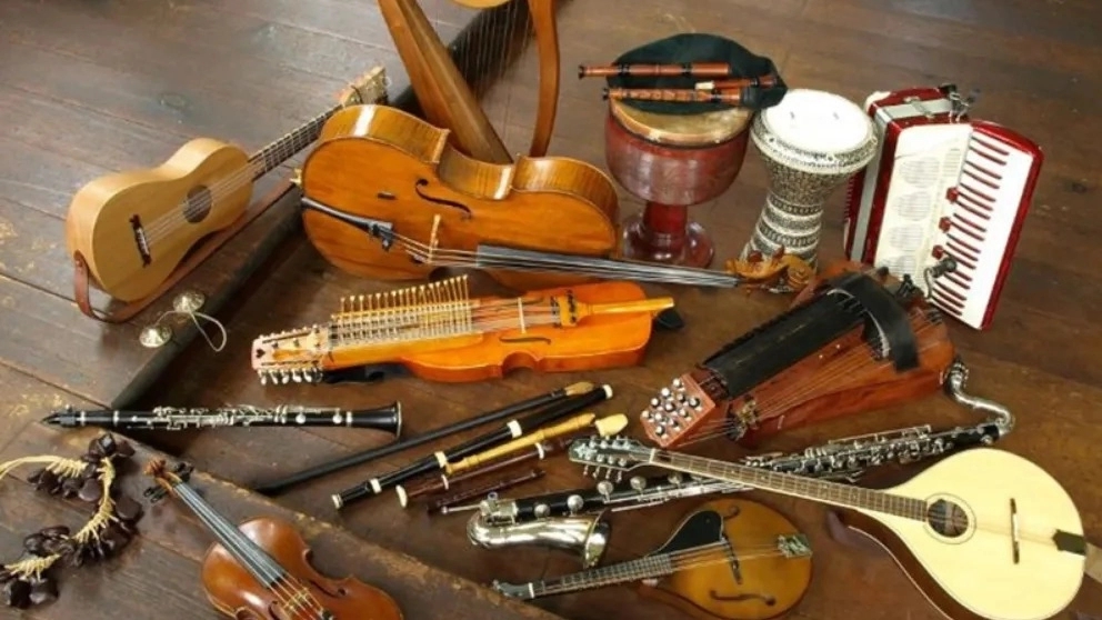 All kinds of musical instruments