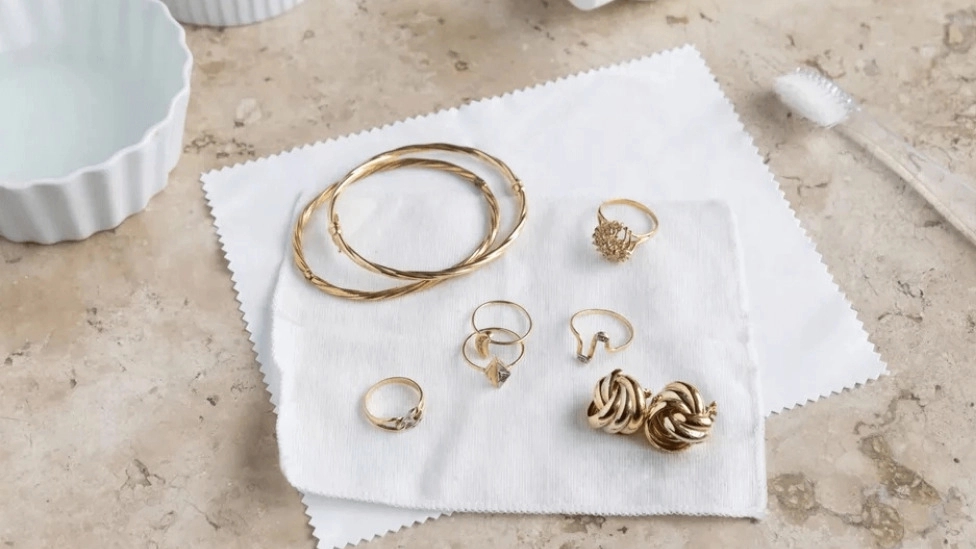 Gold care solutions