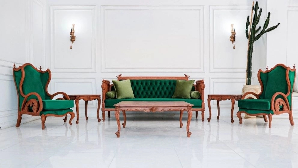 Hosseini furniture, selling all kinds of royal and office furniture in Tehran