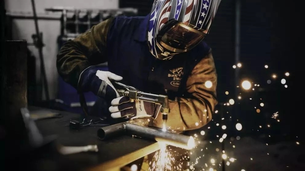 Mobile welding services
