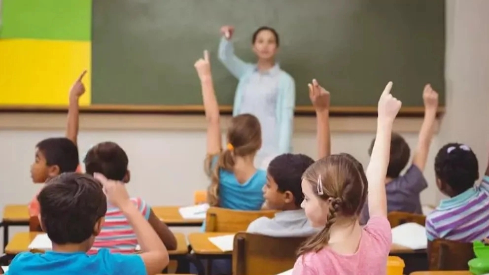 What characteristics should an excellent language school have?