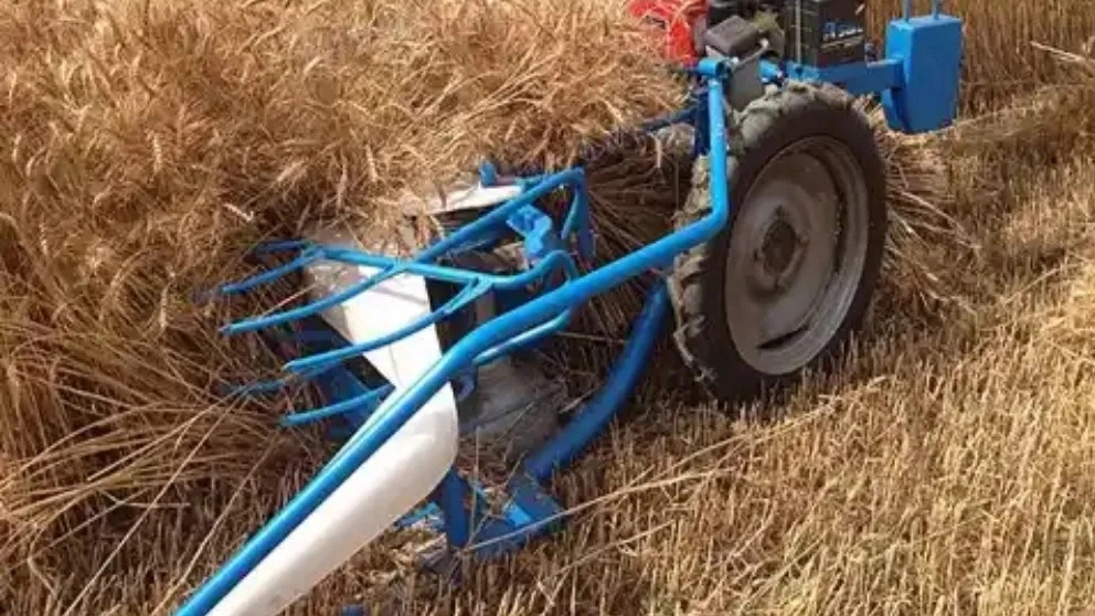 Types of harvester machines