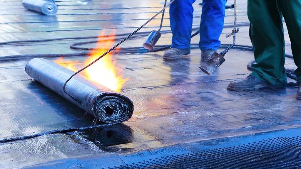 Production and installation of Izogam and bitumen in Ferdis Gostar Delijan in Eshthard Karaj