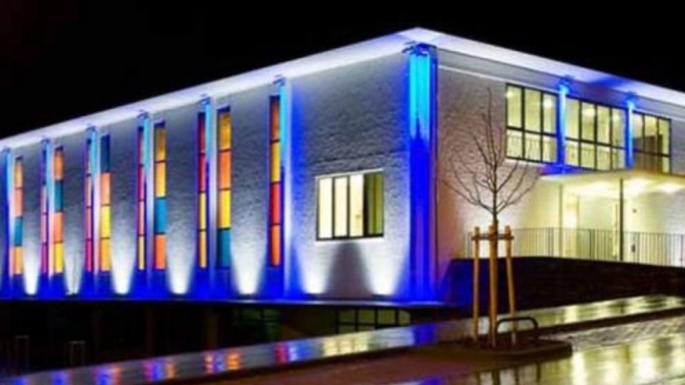 Venus electrical work, lighting services and video camera and iPhone installation in Lorestan