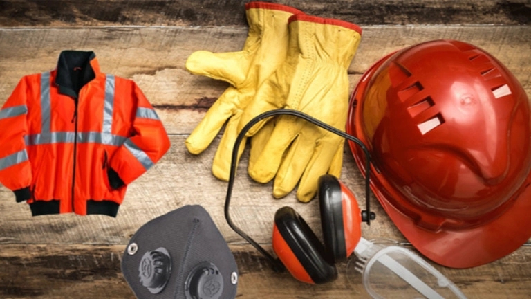 Ayman Naser tools, selling all kinds of safety equipment in Tehran