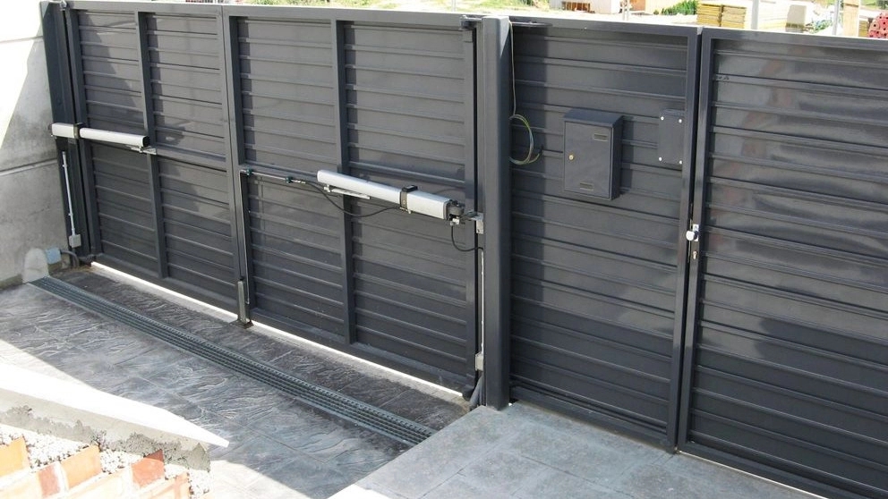Soltani store, selling repair of parking jacks and electric shutters in Tajrish, Tehran
