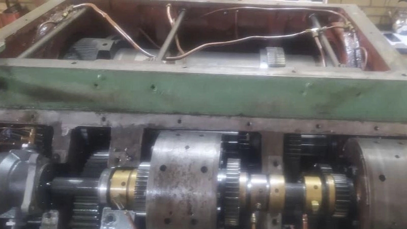 Gearbox disassembly and assembly