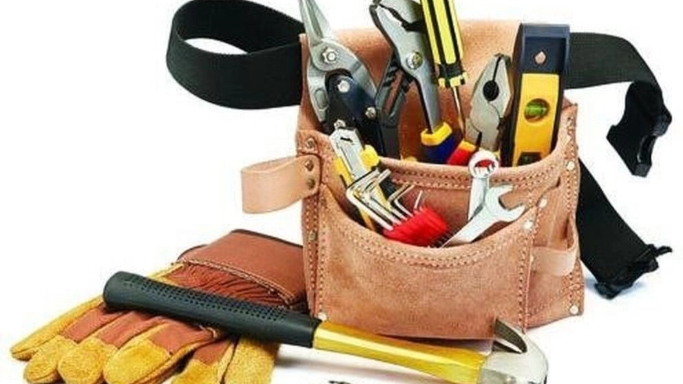 Sale and rental of Amini construction, agricultural and industrial tools in Saqqez