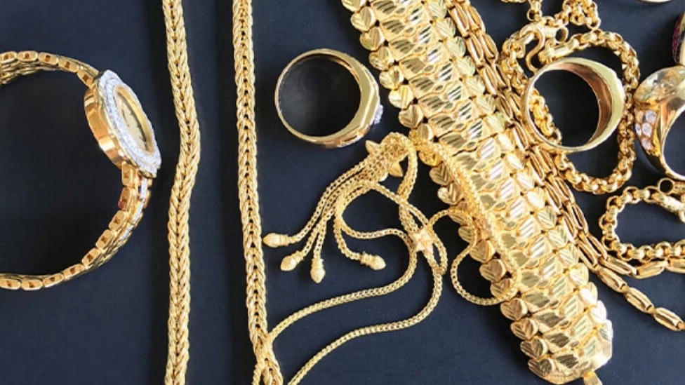 Gold care methods
