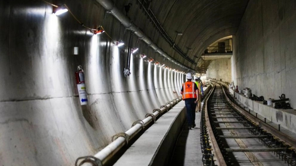 What is a tunnel light and what are its uses?