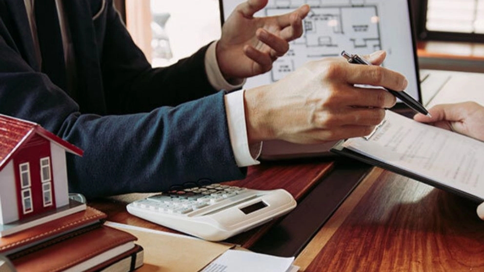 Why should we deal with real estate consultants?
