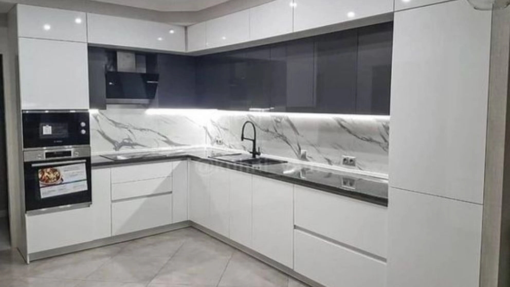 مزایای کابینت های گلاس