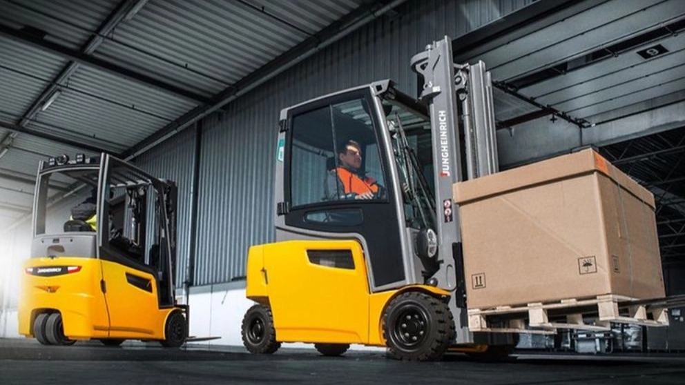What is a forklift and why does every industry need a forklift?