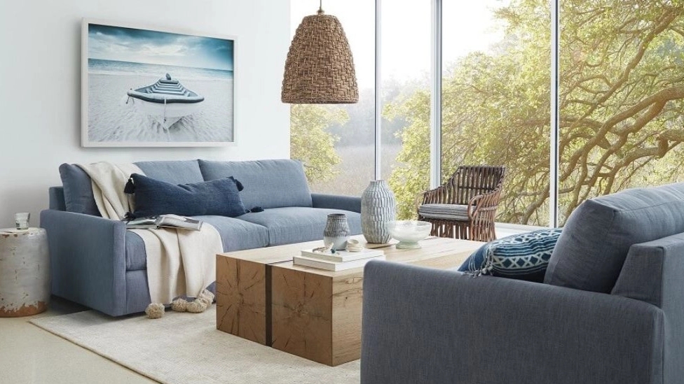 Production and repair of furniture in Kerman