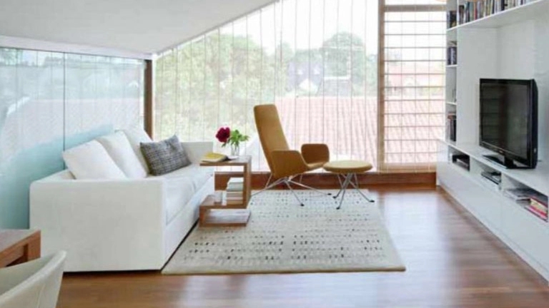 The interior view of Rahimi's luxury building in Baneh