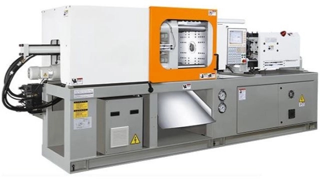 Royal Sanat, a plastic injection machine production company in Tehran