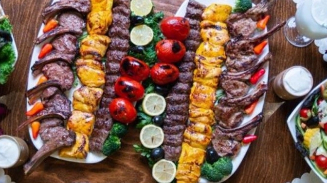 Soltani kebab or Soltani kebab and its difference from other kebabs