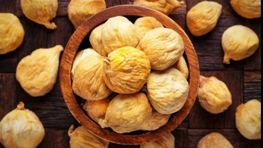 بررسی 4 نوع خشکبار معروف