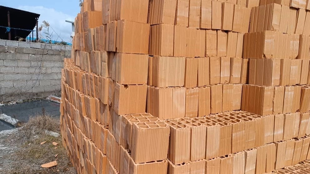 Hosni building materials distribution and sale of mosaic and clay bricks in Ghaemshahr, Mazandaran