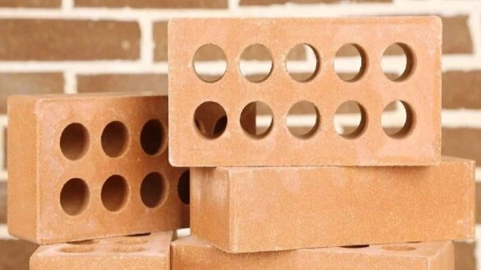 Industrial complex of brick factory, production of refractory bricks and tiles in Isfahan
