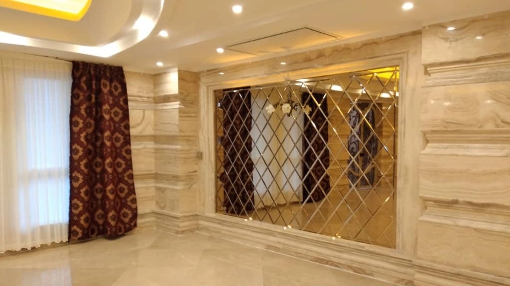 decorative mirror