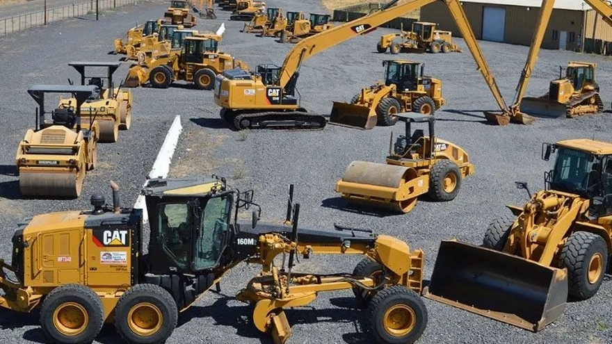 Import of road construction and mining machinery