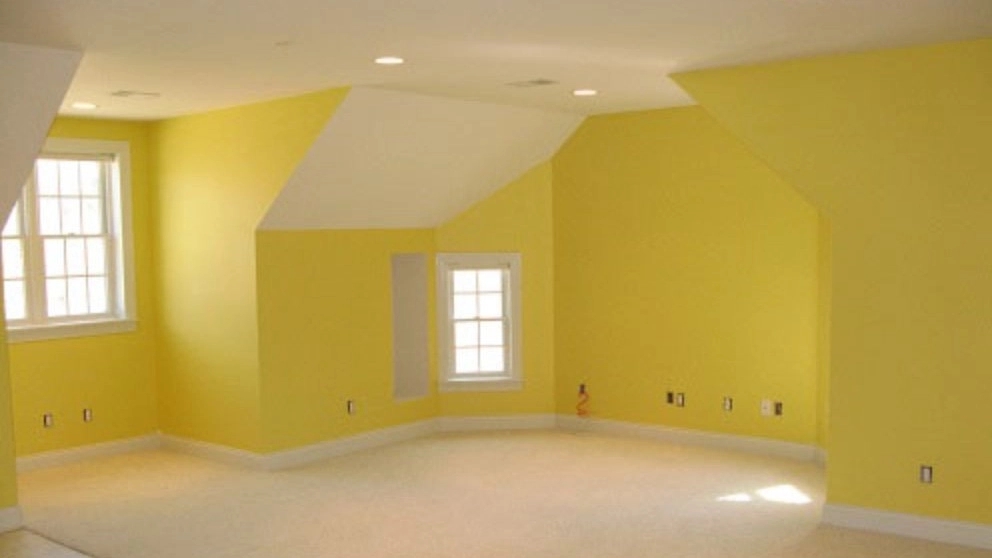 Painting the building on plaster
