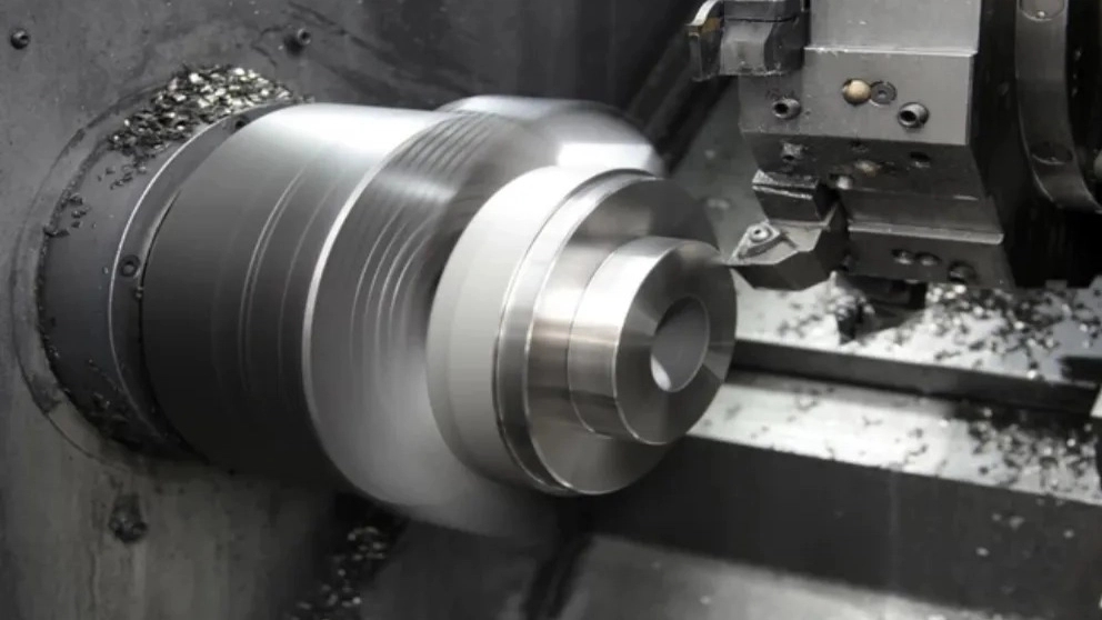 Turning services and repair of commercial and industrial parts in Saqqez