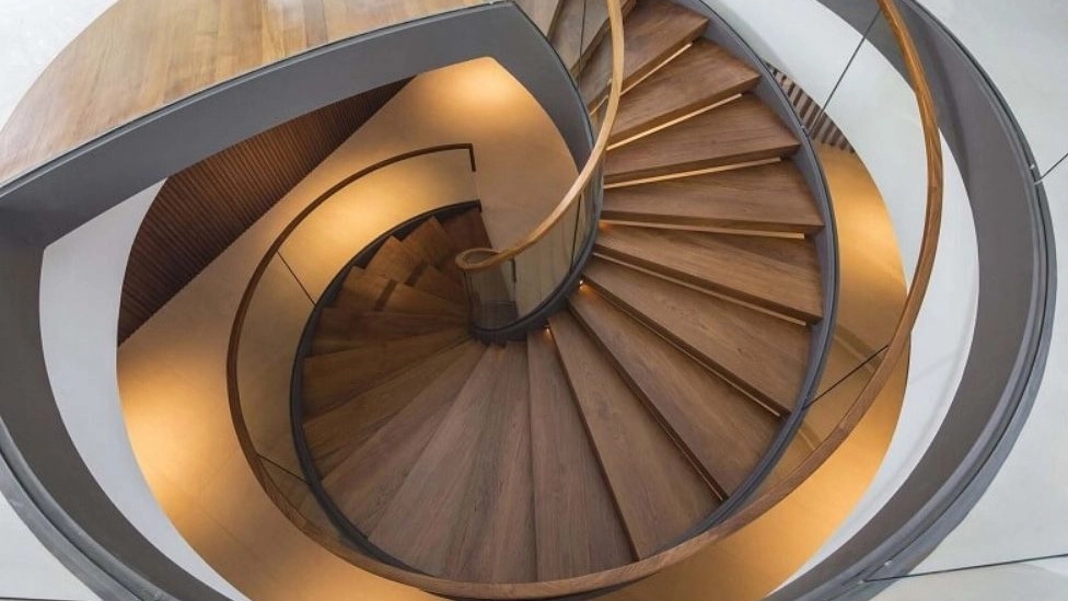 Sadra Step round stairs, implementation of all kinds of round stairs and steel railings in Ardabil