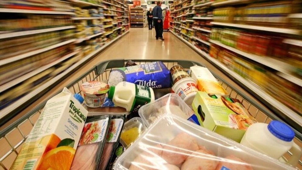 Alinia store, selling detergent and sanitary food in Rasht Gilan