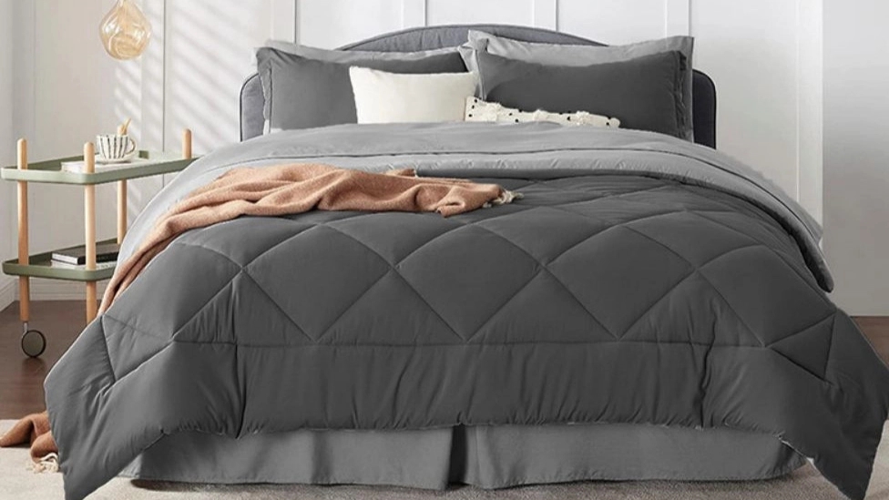 All kinds of fabrics suitable for bedspreads